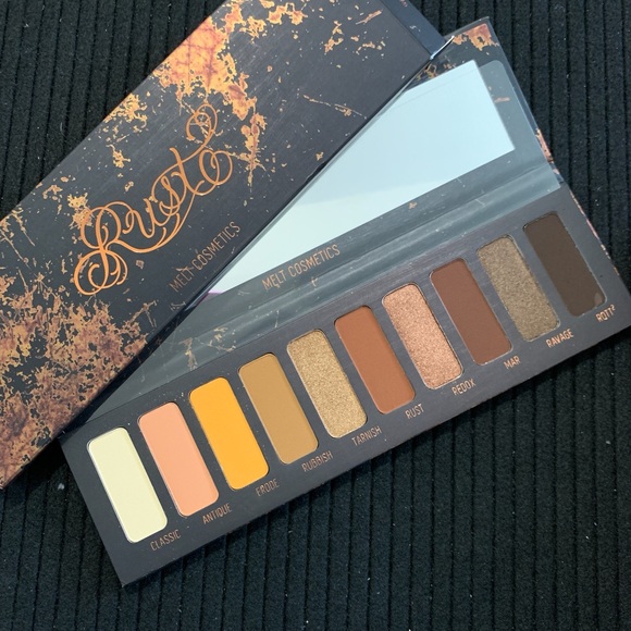 Melt Cosmetics Rust eyeshadow palette - Picture 4 of 5